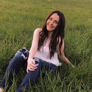 Meet your Posher, Alia